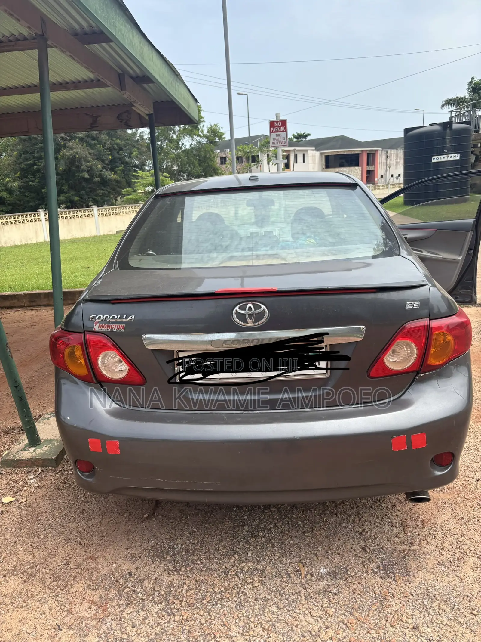 Toyota Corolla LE 4dr Sedan (1.8L 4cyl 4A) 2010 Gray