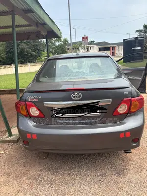 Toyota Corolla LE 4dr Sedan (1.8L 4cyl 4A) 2010 Gray