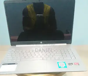 Laptop HP 15 8GB AMD Ryzen 5 SSD 256GB