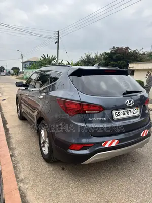 Hyundai Santa Fe SE AWD 2017 Gray