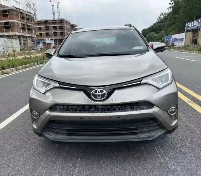 Toyota RAV4 2016 Silver