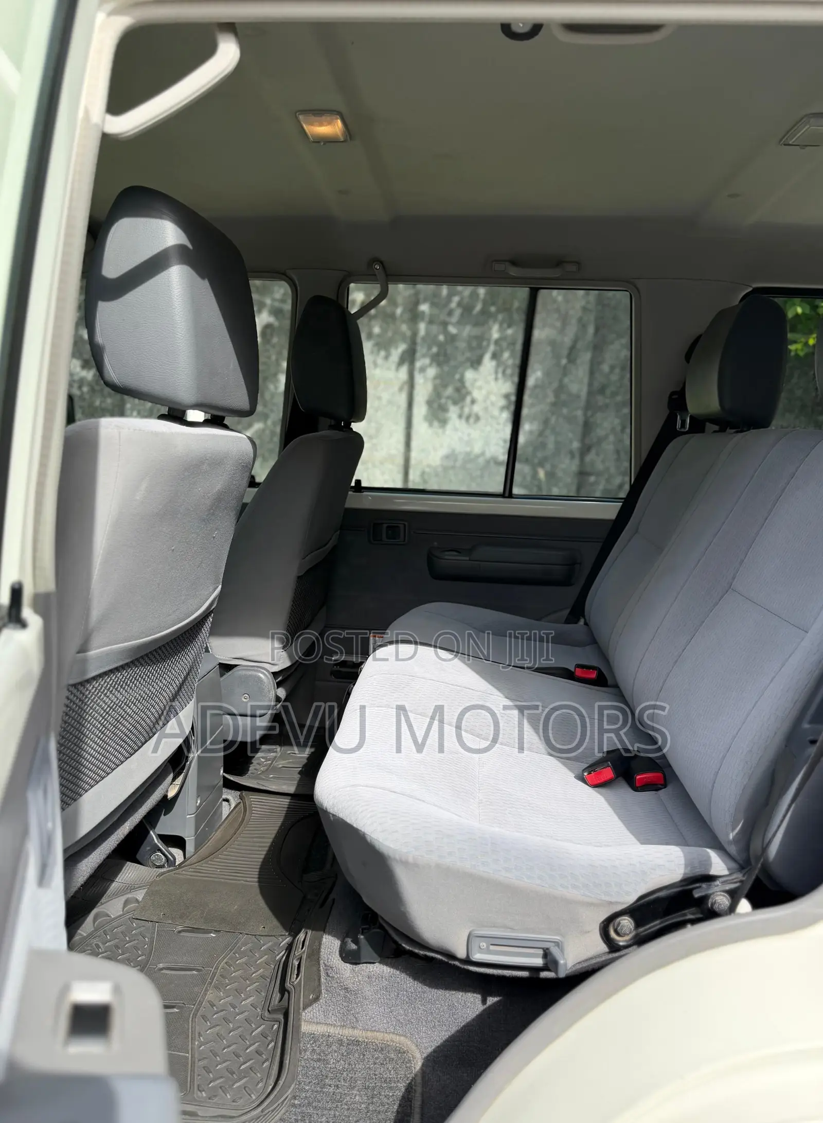 Toyota Land Cruiser 76 Series 2018 White