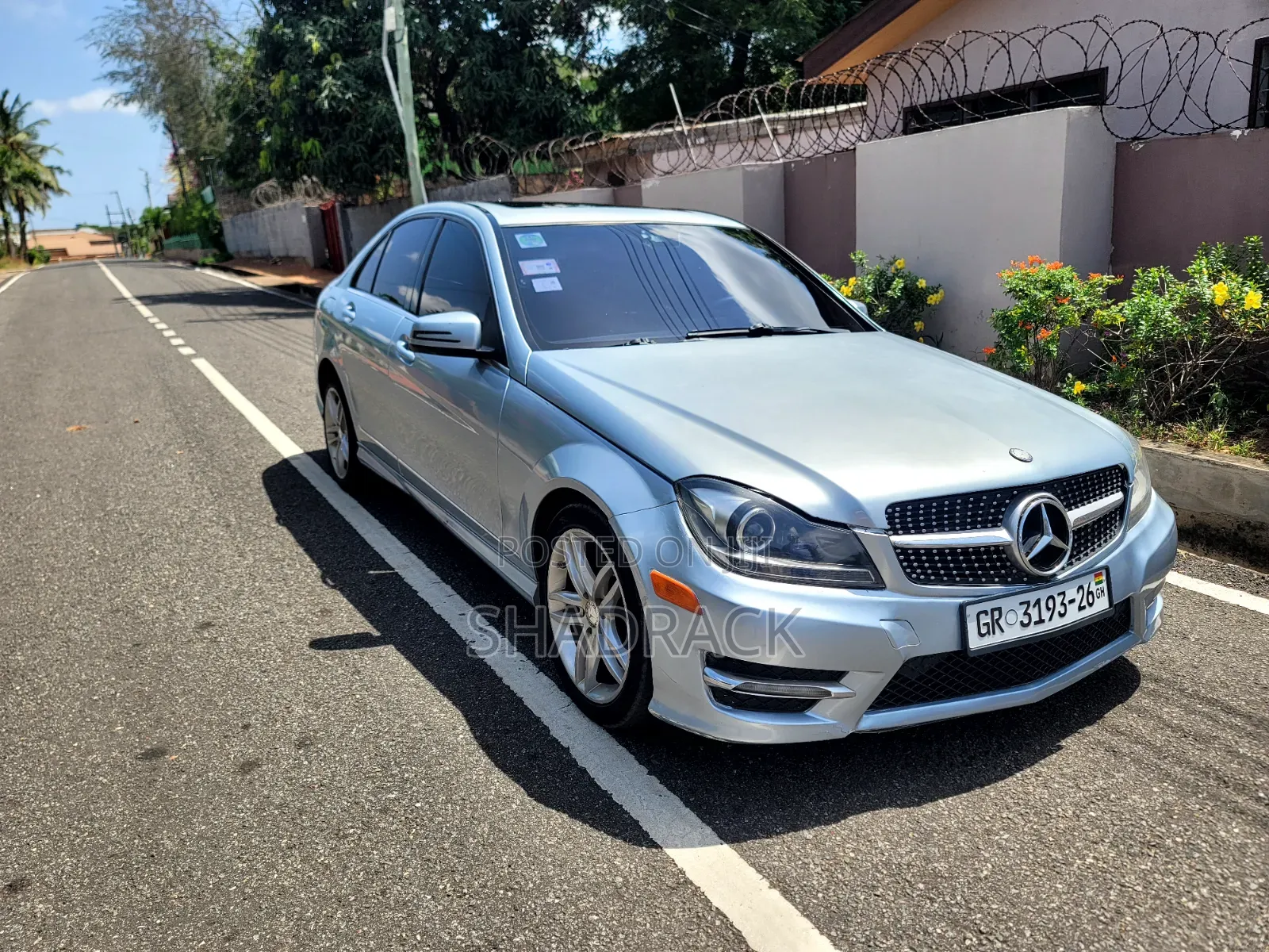 Mercedes-Benz C250 2014 Blue
