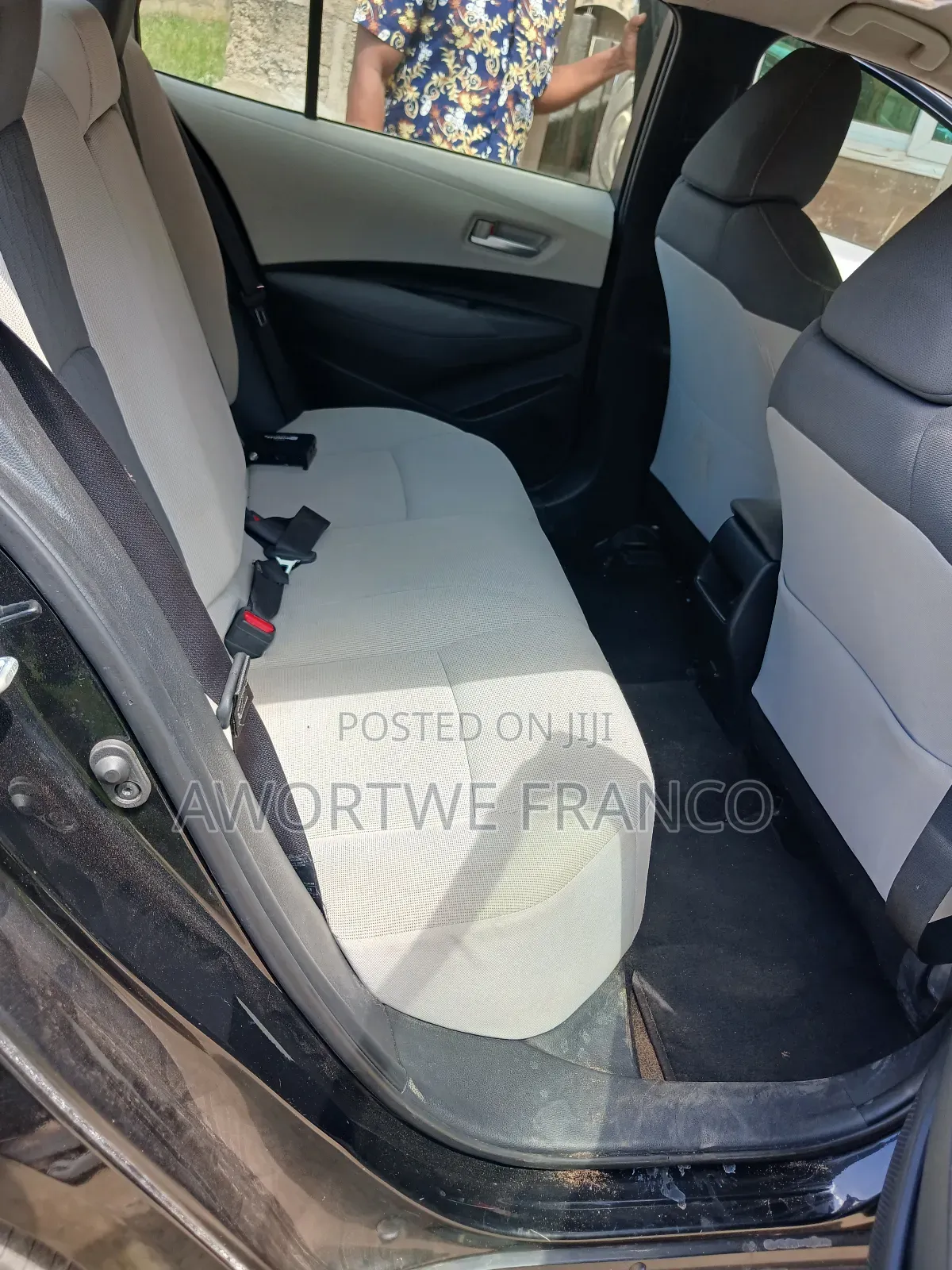 Toyota Corolla LE 2020 Black