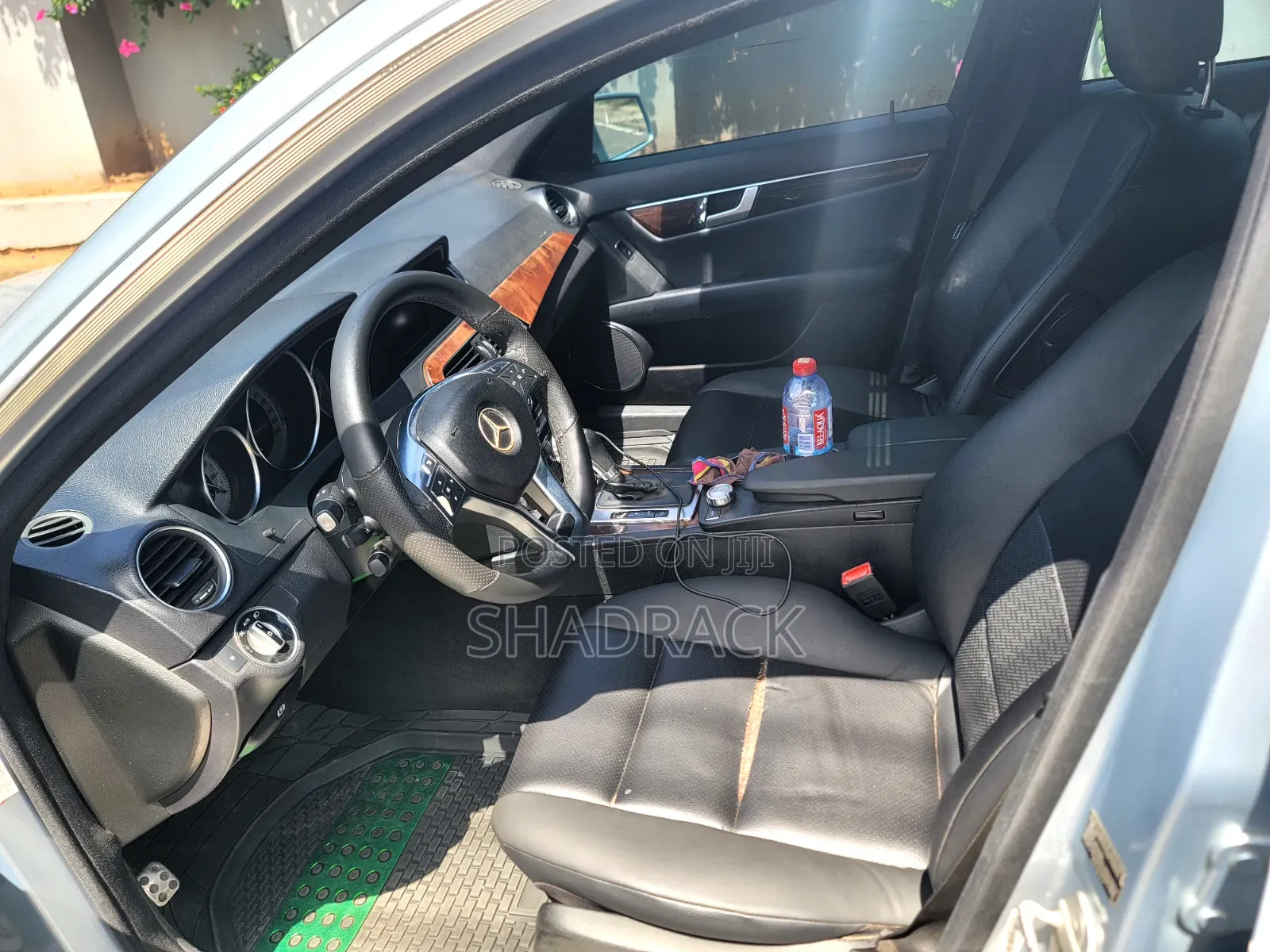 Mercedes-Benz C250 2014 Blue