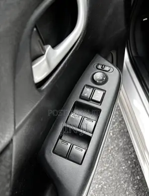 Honda Civic EX 4dr Sedan (1.8L 4cyl CVT) 2014 Silver