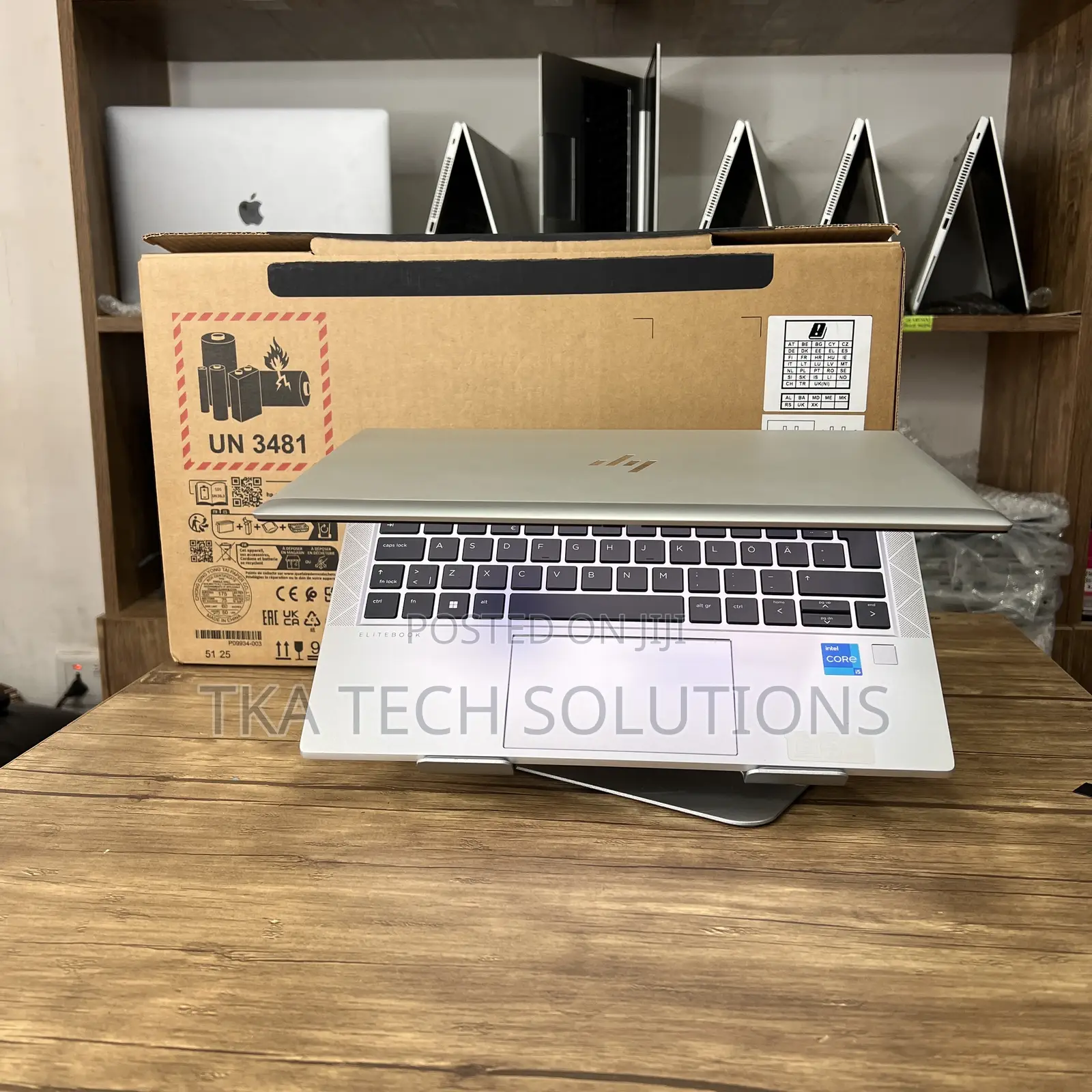 New Laptop HP EliteBook 830 G8 8GB Intel Core i5 SSD 256GB