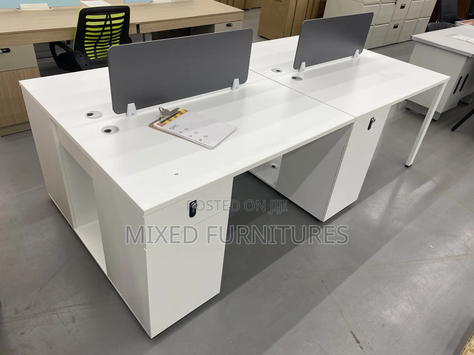 Morden Workstation 4 in 1