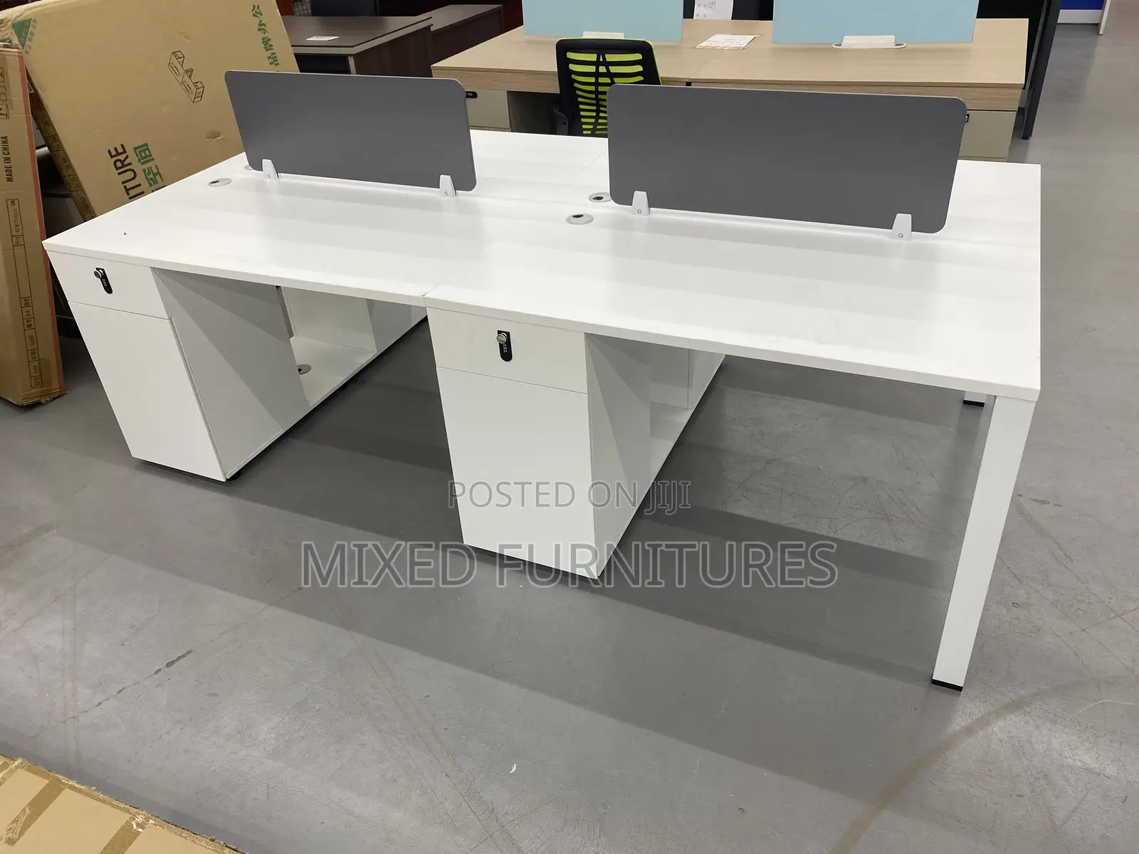 Morden Workstation 4 in 1
