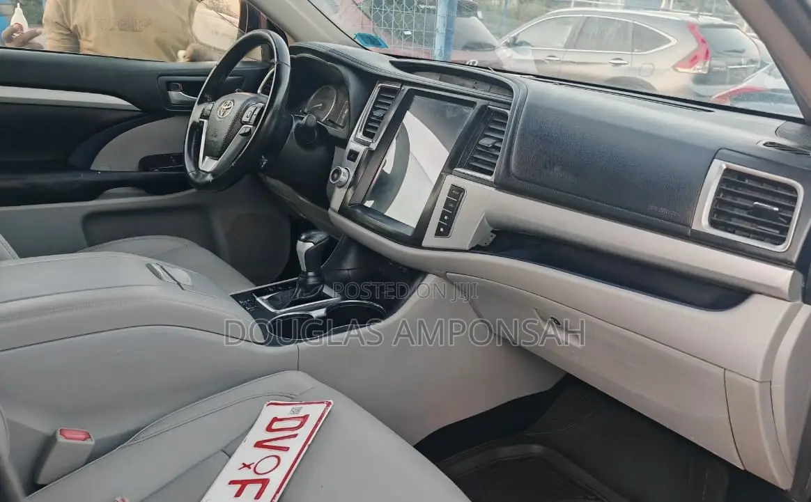 Toyota Highlander 2018 Gray
