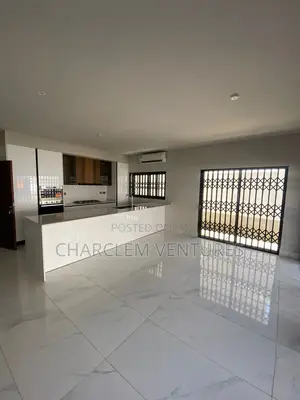 4bdrm Townhouse / Terrace in Charclem Ventures, Accra Metropolitan