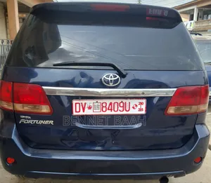 Toyota Fortuner 2.5 D AWD 2012 Blue