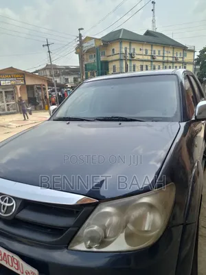 Toyota Fortuner 2.5 D AWD 2012 Blue