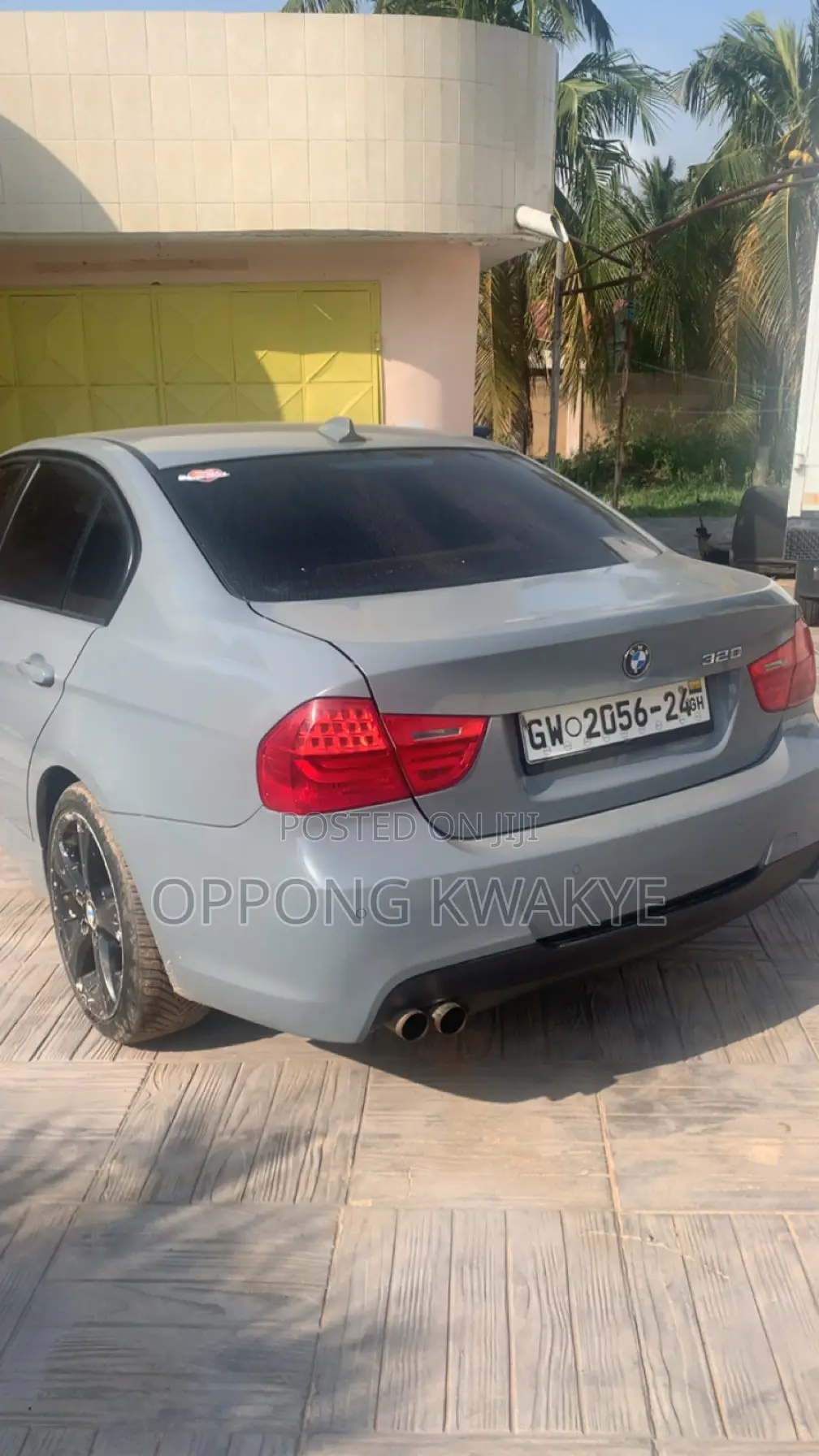 BMW 3 Series 320i RWD 2008 Gray
