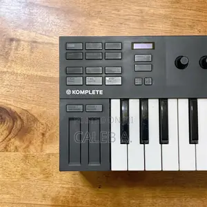 Native Instruments Komplete Kontrol M32 Controller Keyboard