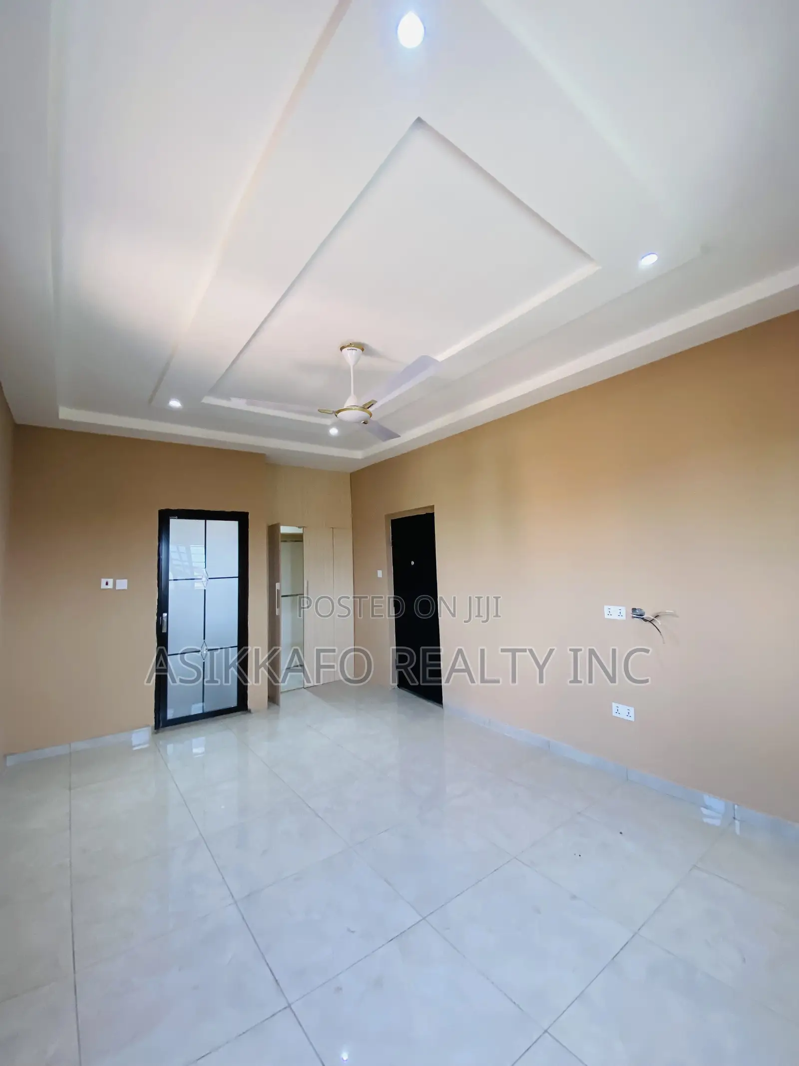 2bdrm Apartment in Kotobaabi, Spintex for rent