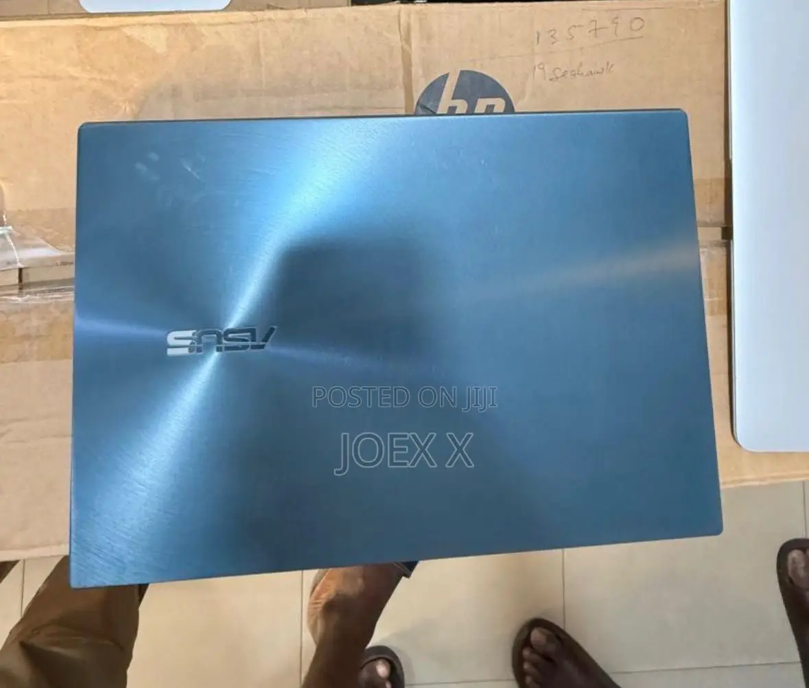 Laptop Asus ZenBook Pro 15 UX580GE 16GB Intel Core i7 SSD 1T