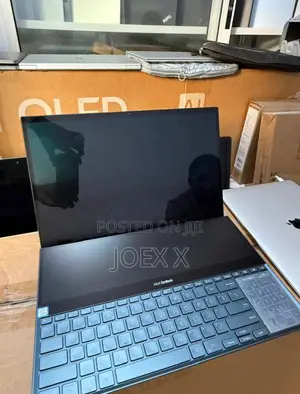 Laptop Asus ZenBook Pro 15 UX580GE 16GB Intel Core i7 SSD 1T