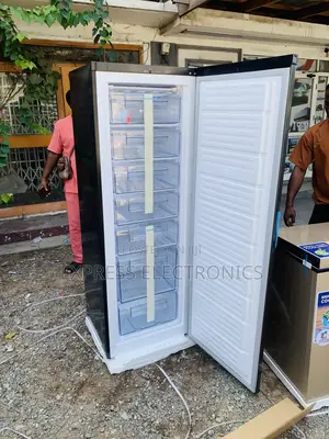 Highly Recommended Puf-370 Upright Freezer Pearl.