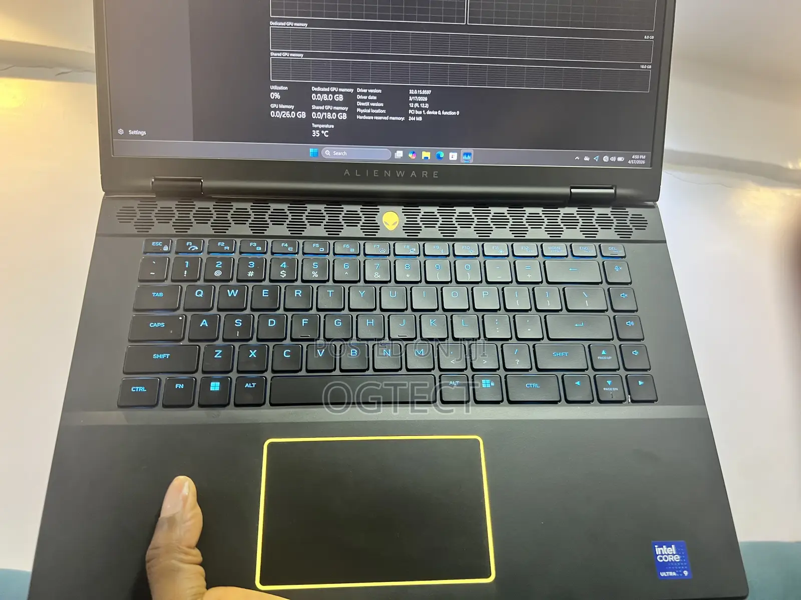Laptop Alienware M16 R2 32GB Intel Core Ultra 9 SSD 1T