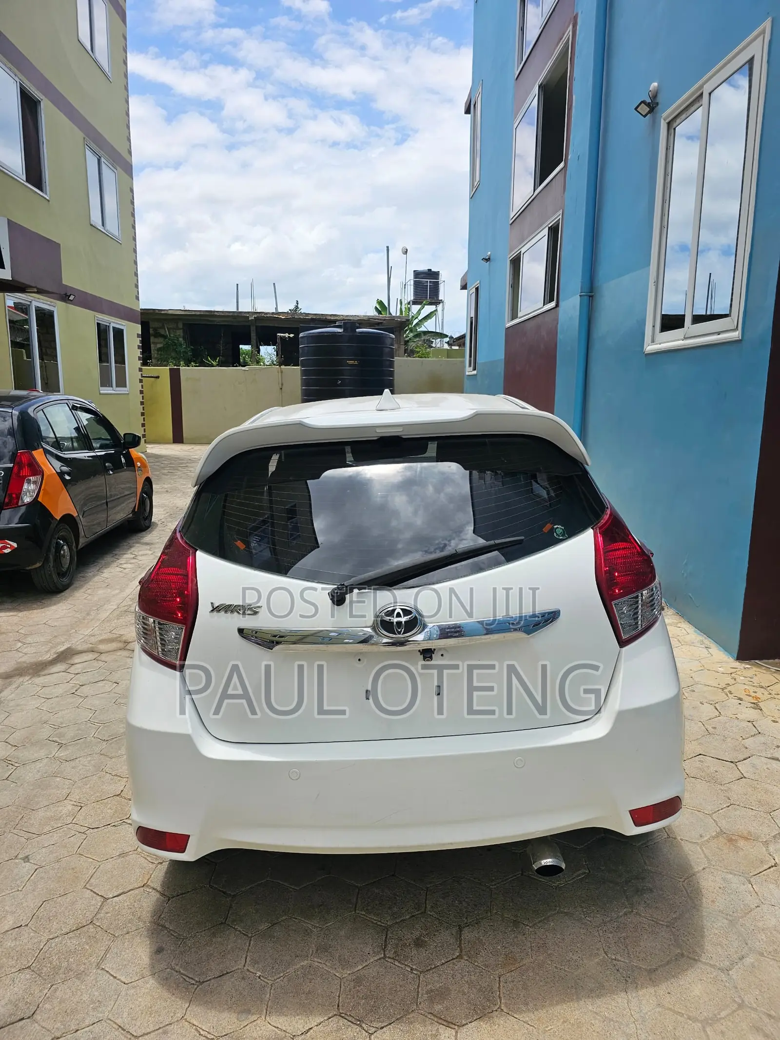 Toyota Yaris L Hatchback 5dr 2015 White