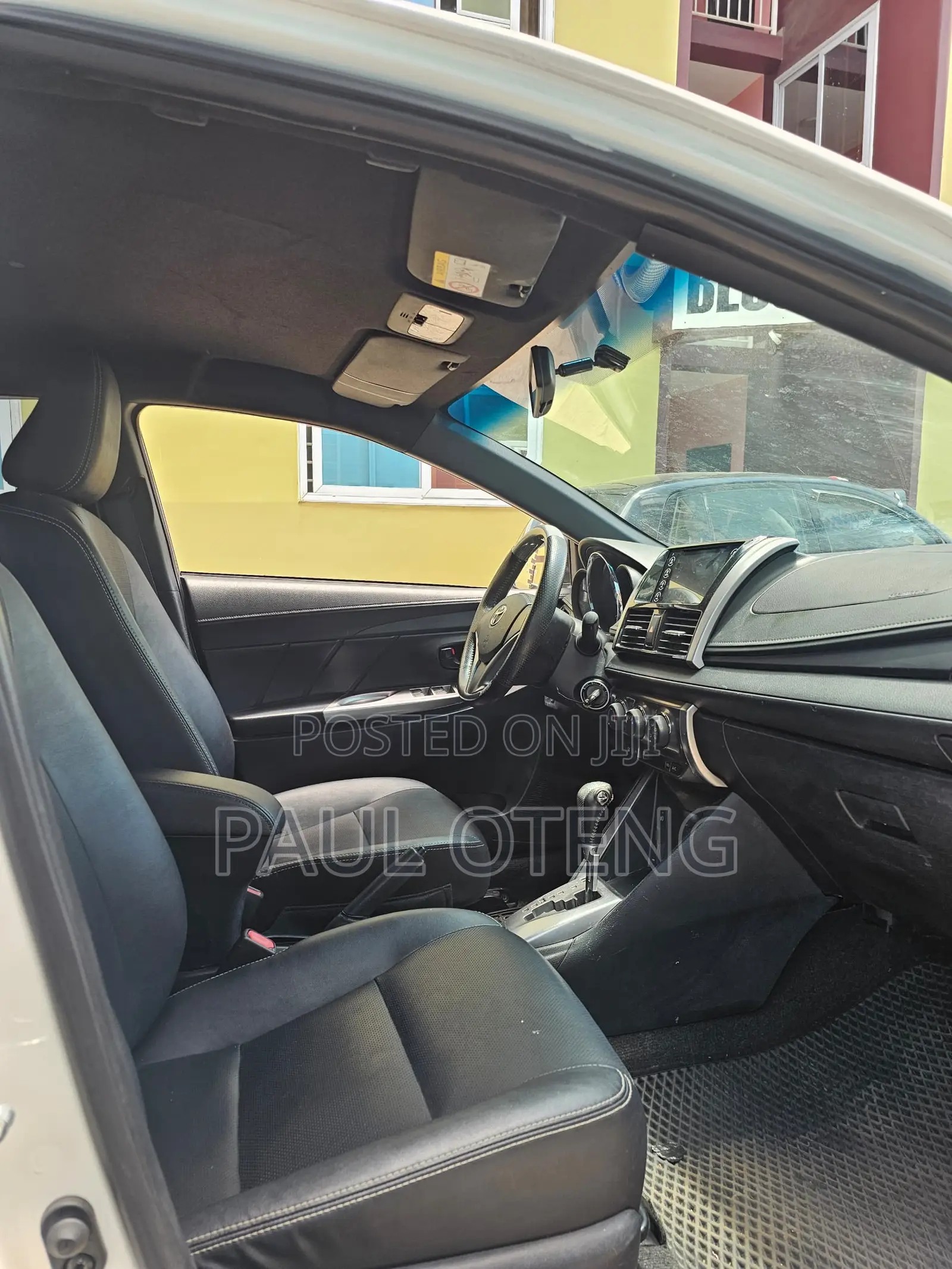 Toyota Yaris L Hatchback 5dr 2015 White