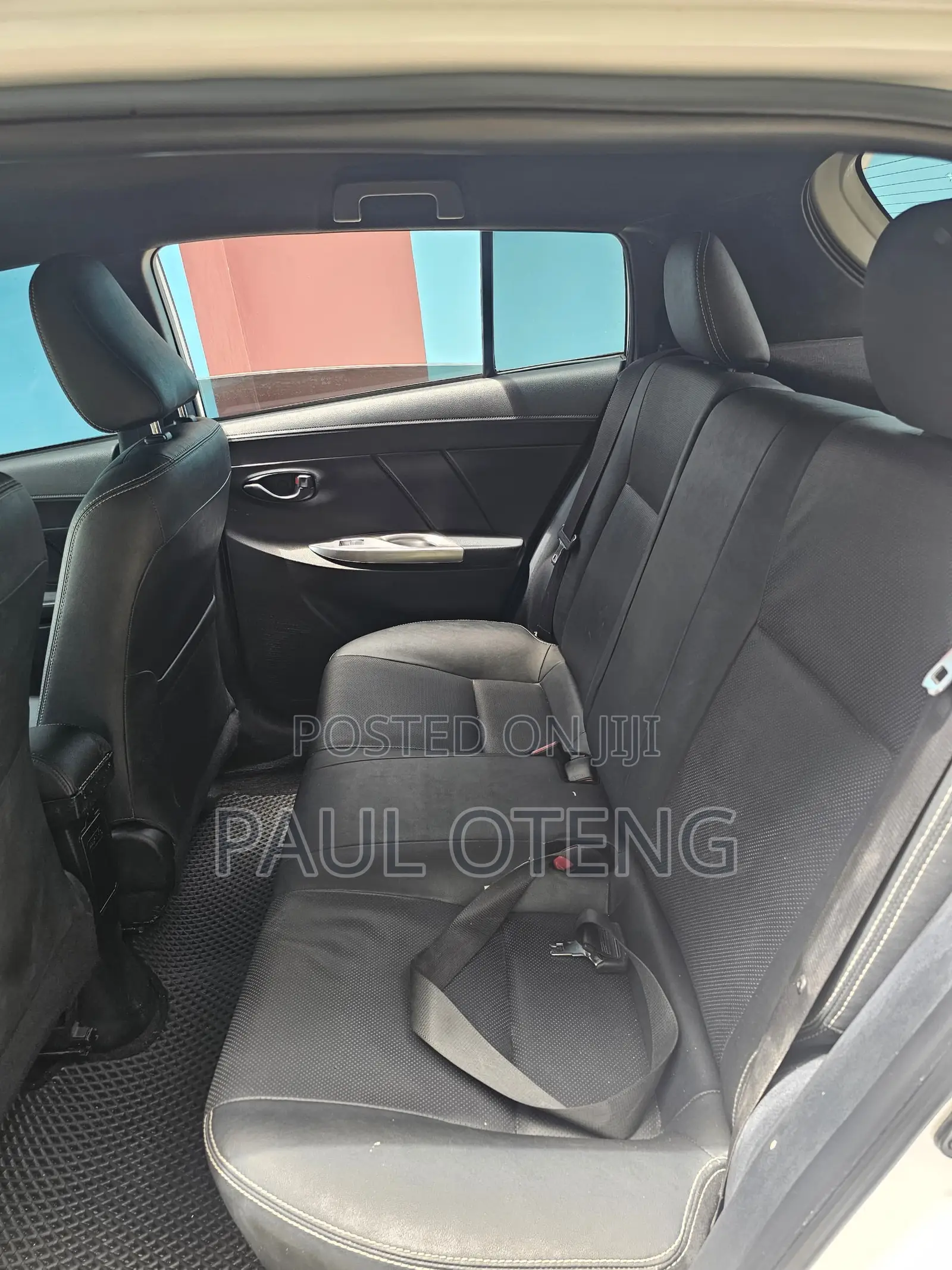 Toyota Yaris L Hatchback 5dr 2015 White
