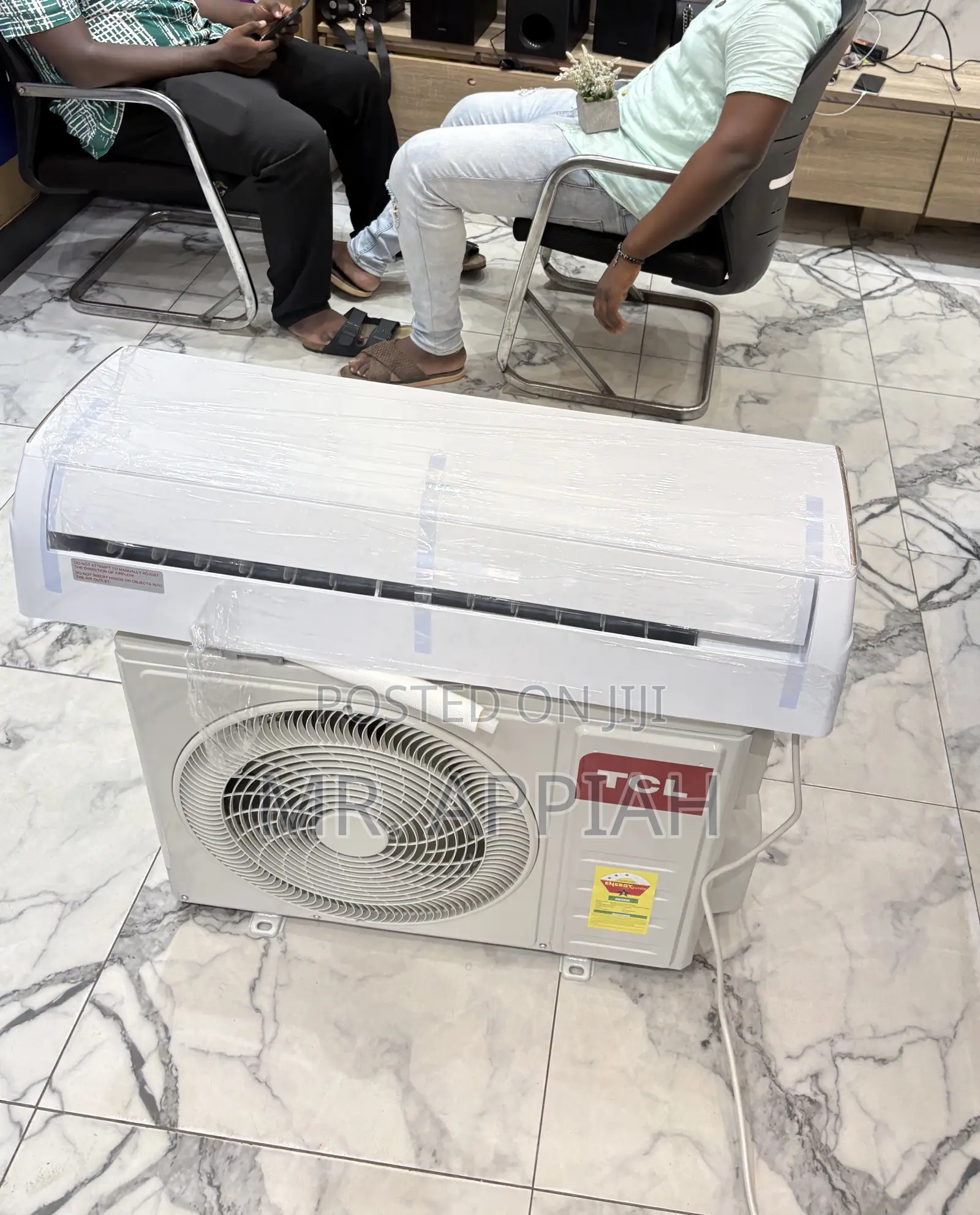 Lovely TCL 1.5hp Split Type Air Conditioner(White)R410 Gas 