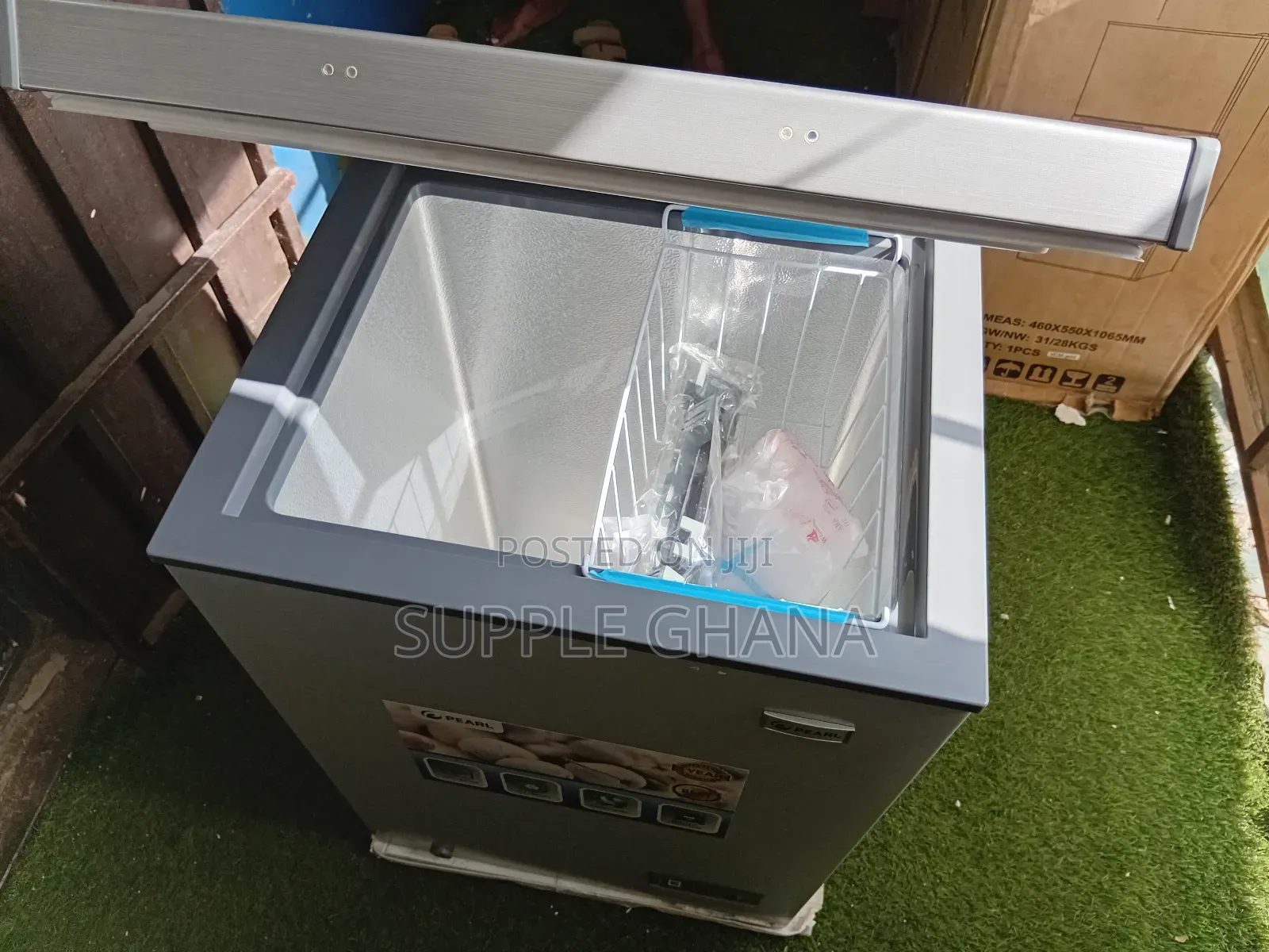 Pearl 98l Chest Freezer – Built for Convenience
