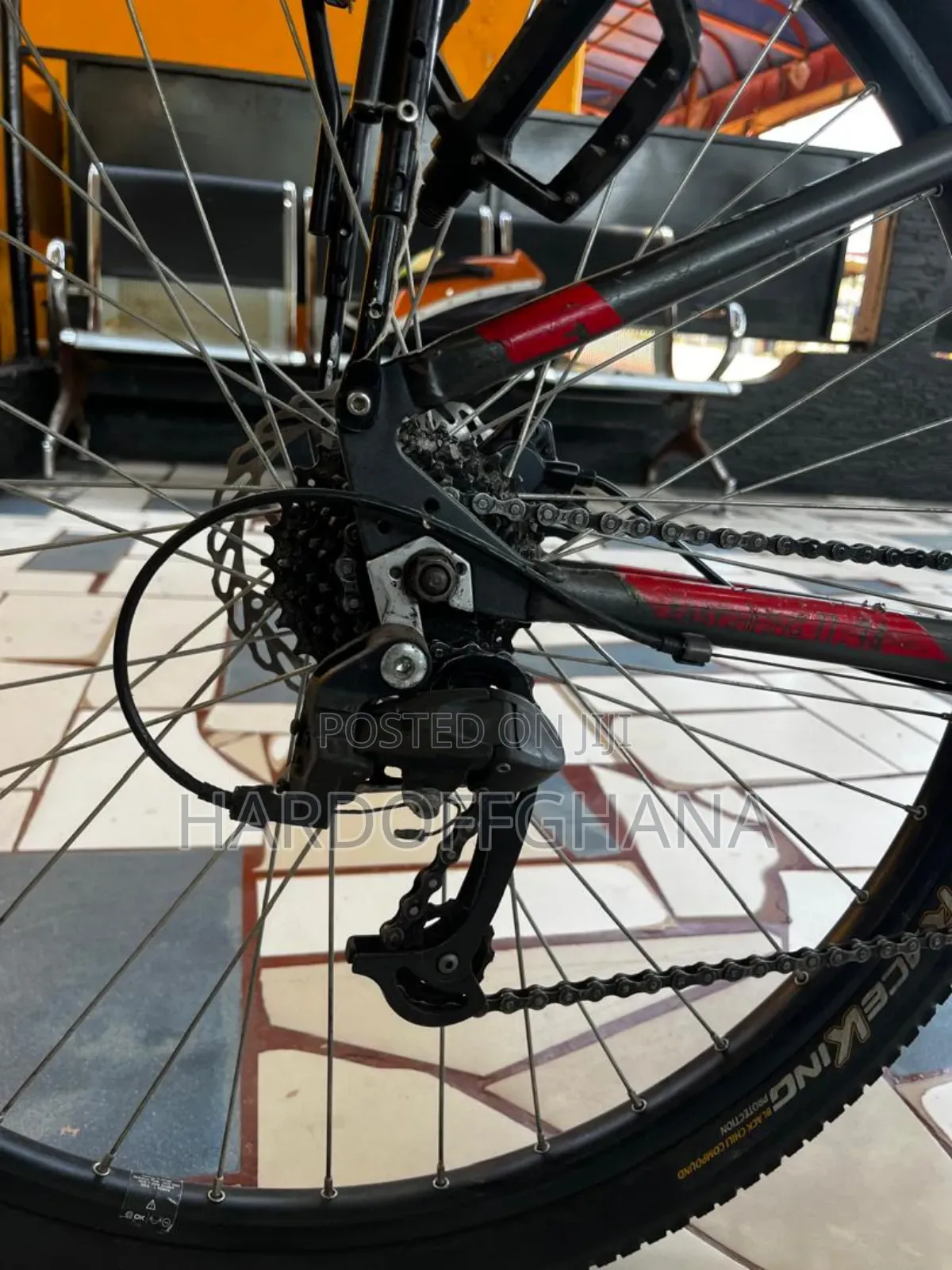 Decathlon Riverside Hybrid Bike