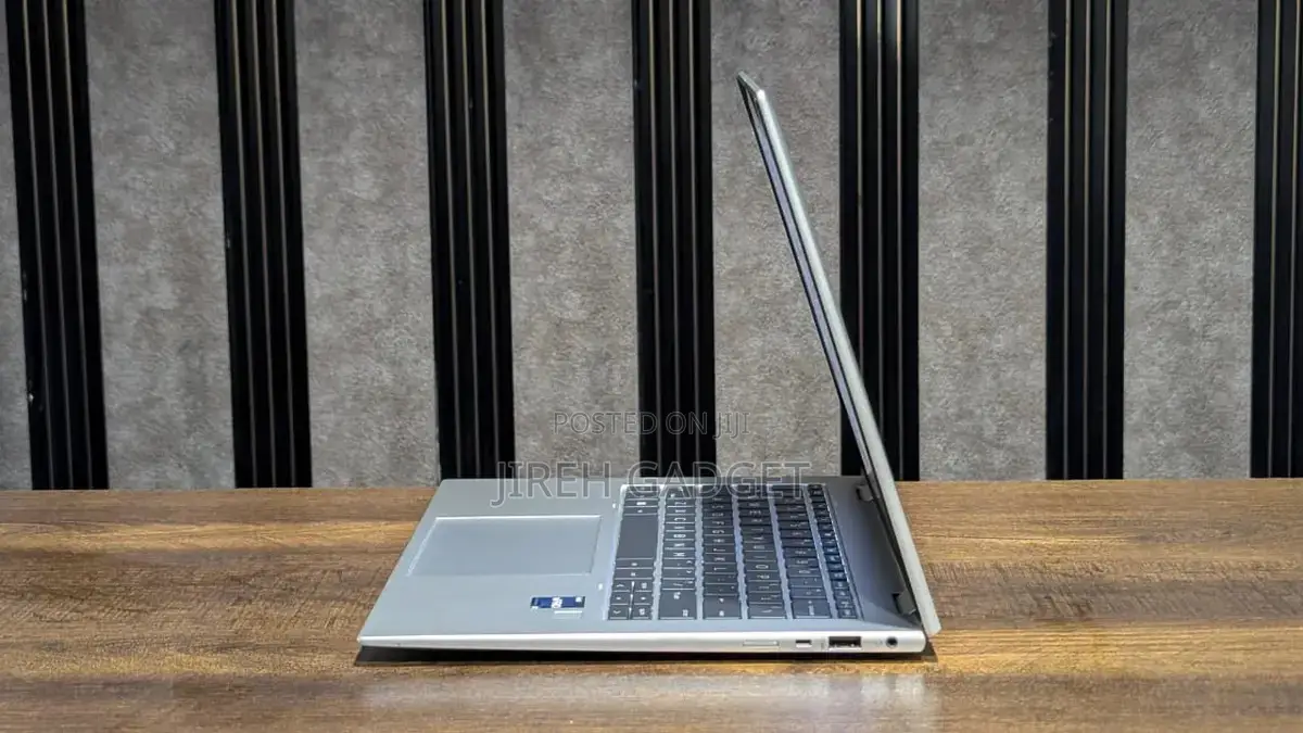 Laptop HP EliteBook x360 1040 G9 16GB Intel Core i7 SSD 512GB