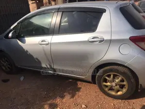 Hyundai Accent GLS 4dr Sedan (1.6L 4cyl 6A) 2015