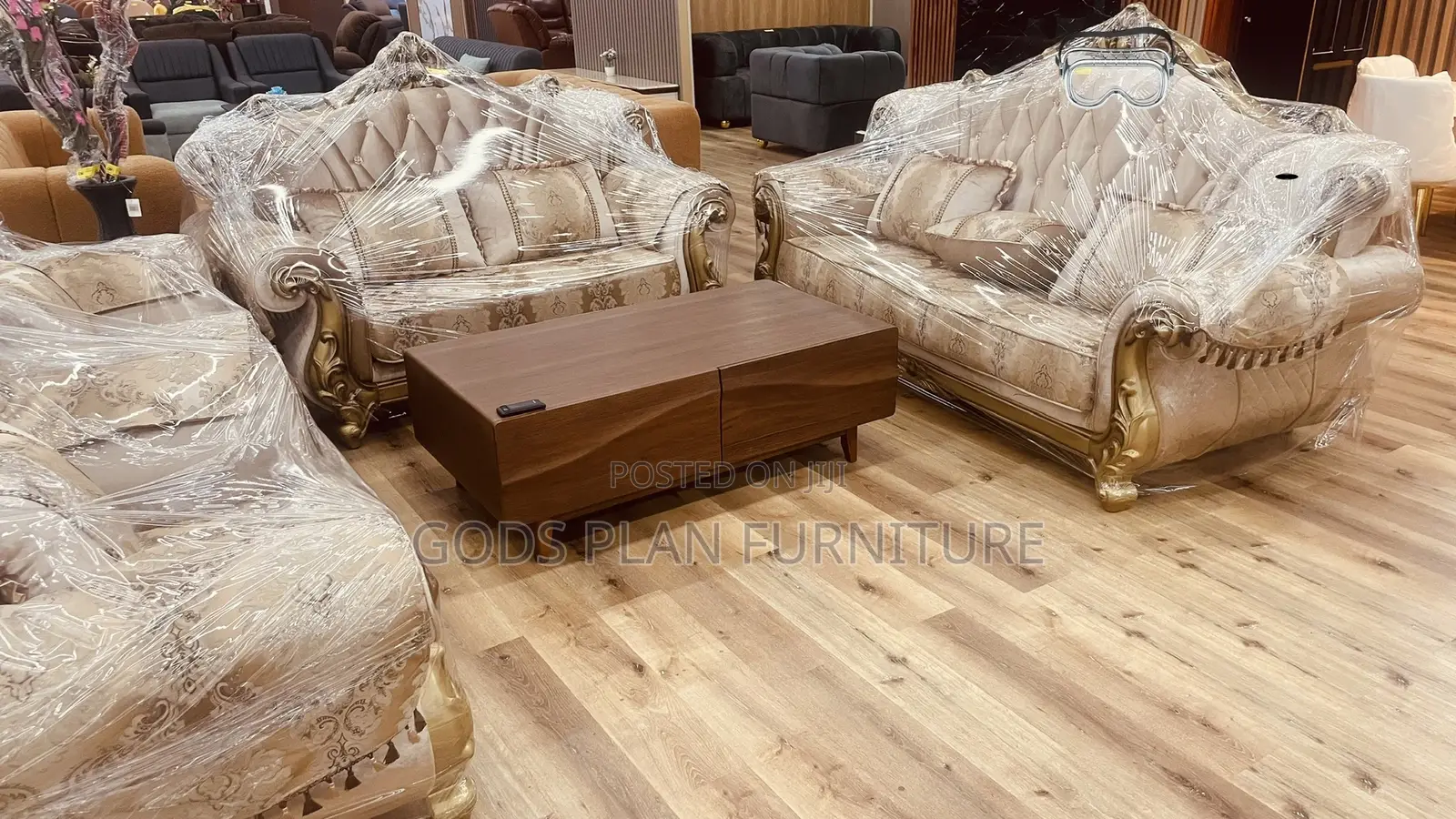 Royal Sofa ( 3+2+1+1)