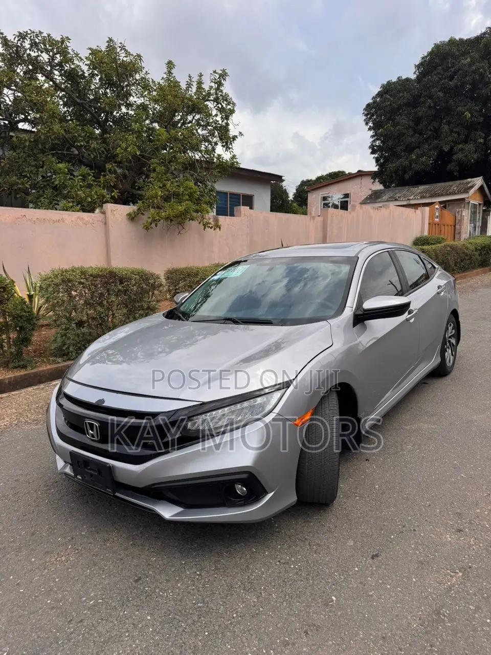 Honda Civic LX 4dr Sedan (2.0L 4cyl) 2017 Gray