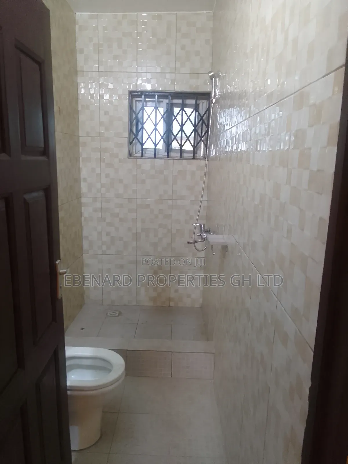 2bdrm Apartment in Ebenard, Lashibi for rent
