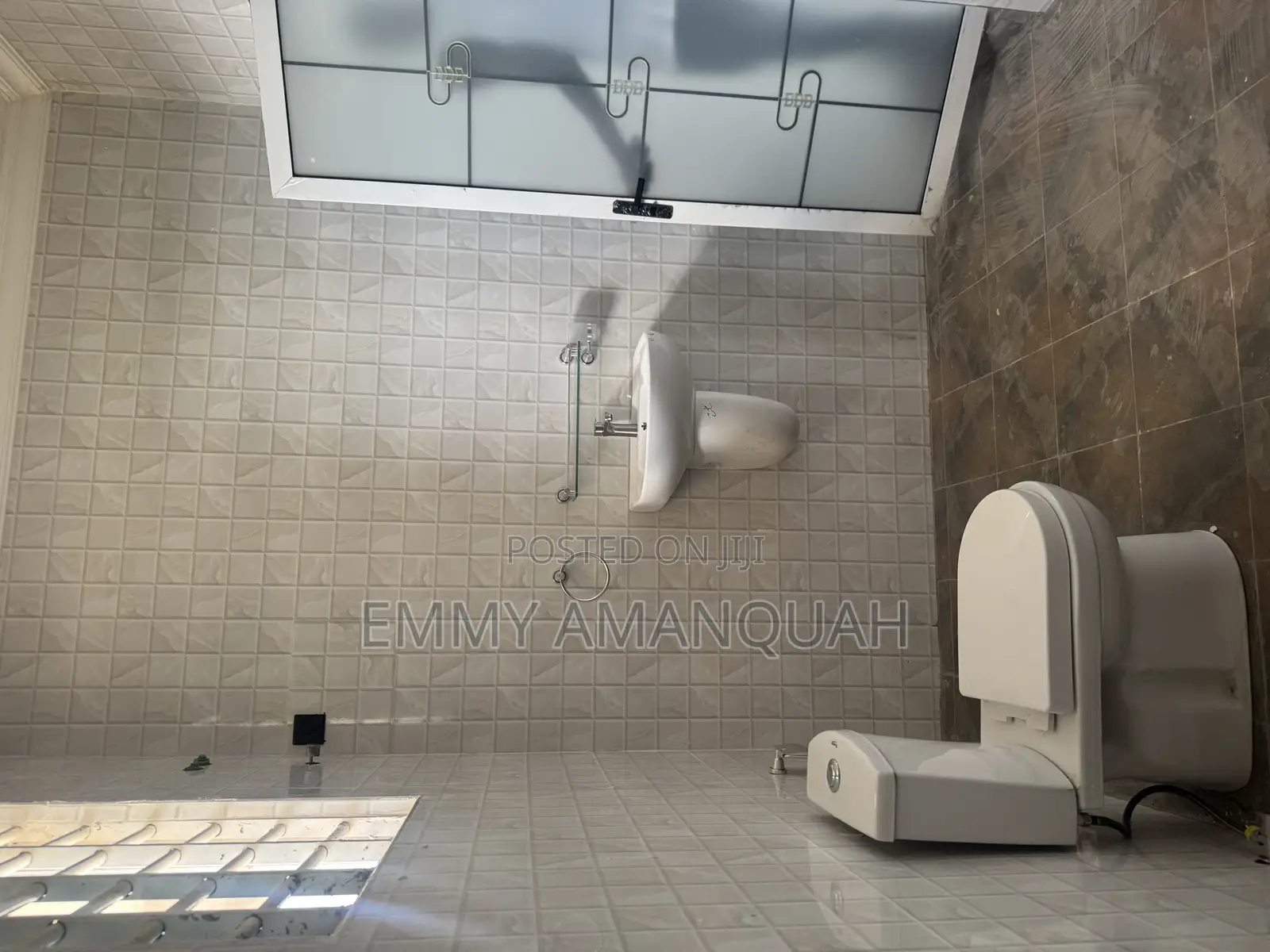 2bdrm Apartment in Police Farm, Ablekuma for rent