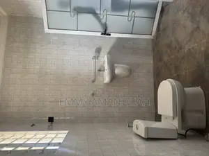 2bdrm Apartment in Police Farm, Ablekuma for rent