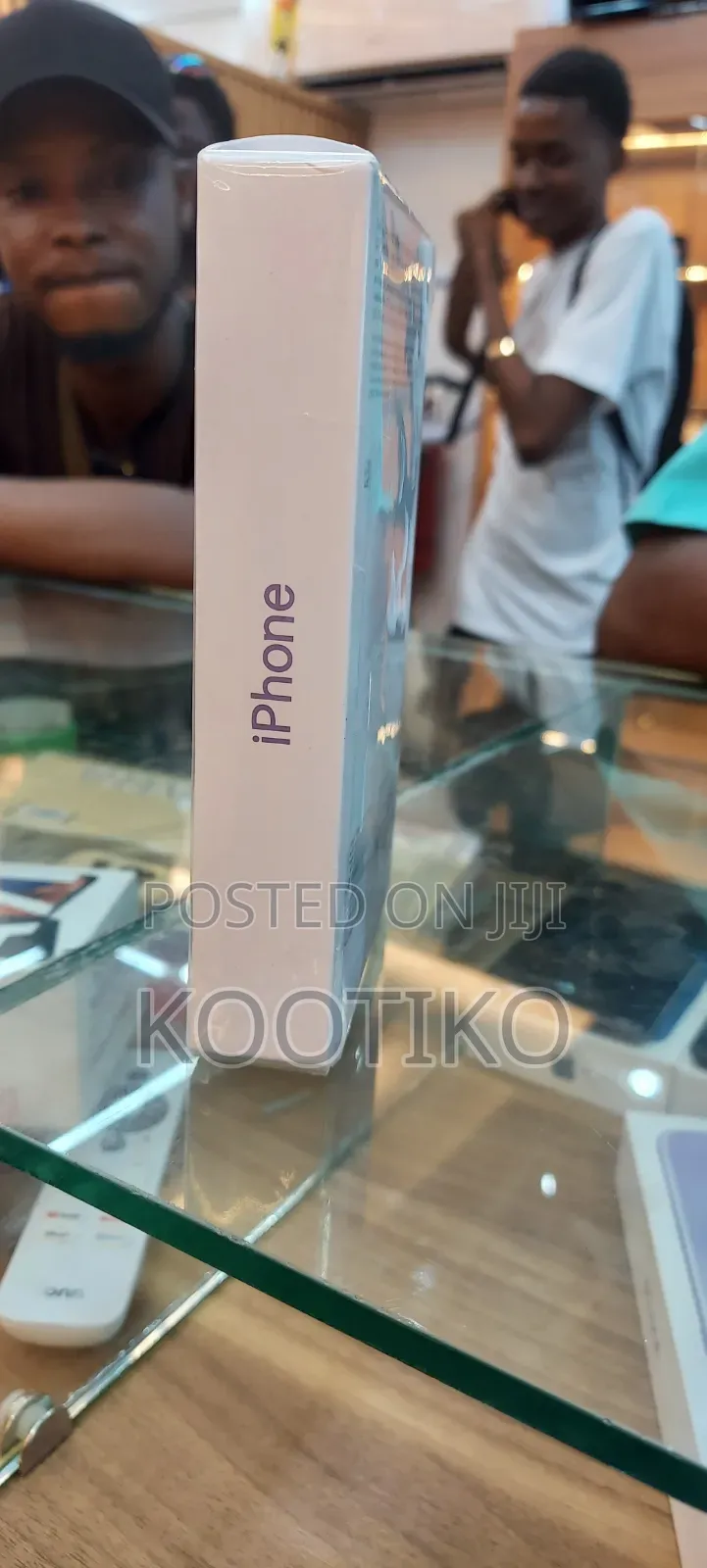 New Apple iPhone 12 128 GB Purple