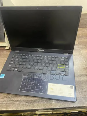 Laptop Asus ASUSPRO P2440UQ 4GB Intel Pentium SSHD+SSD 60GB