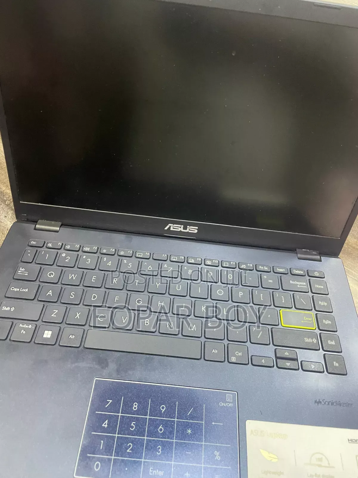 Laptop Asus ASUSPRO P2440UQ 4GB Intel Pentium SSHD+SSD 60GB