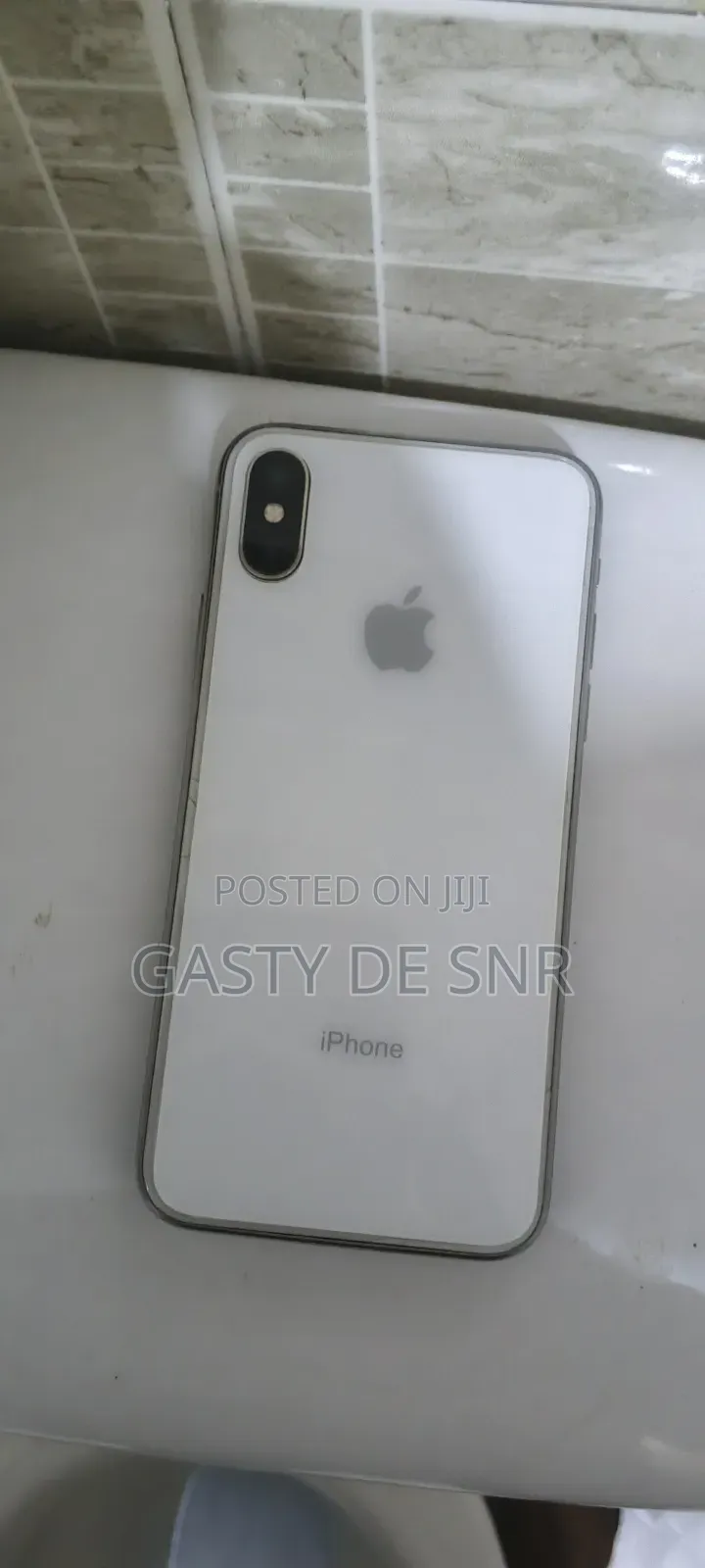 Apple iPhone X 256 GB White