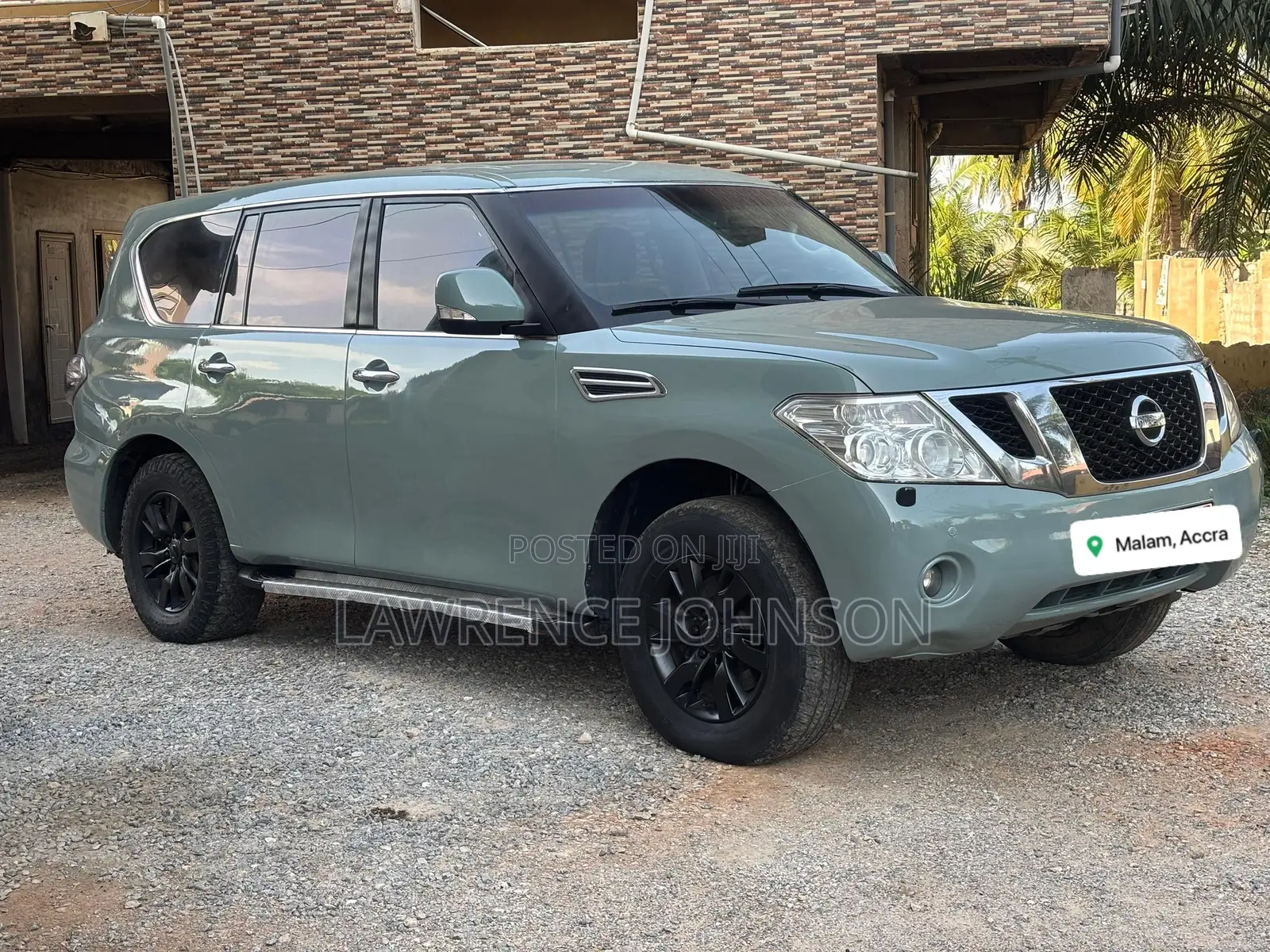 Nissan Patrol 5.6 2011 Gray
