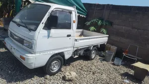 Daihatsu Lobo 2004