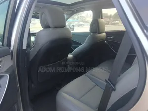 Hyundai Santa Fe 2017 Gray
