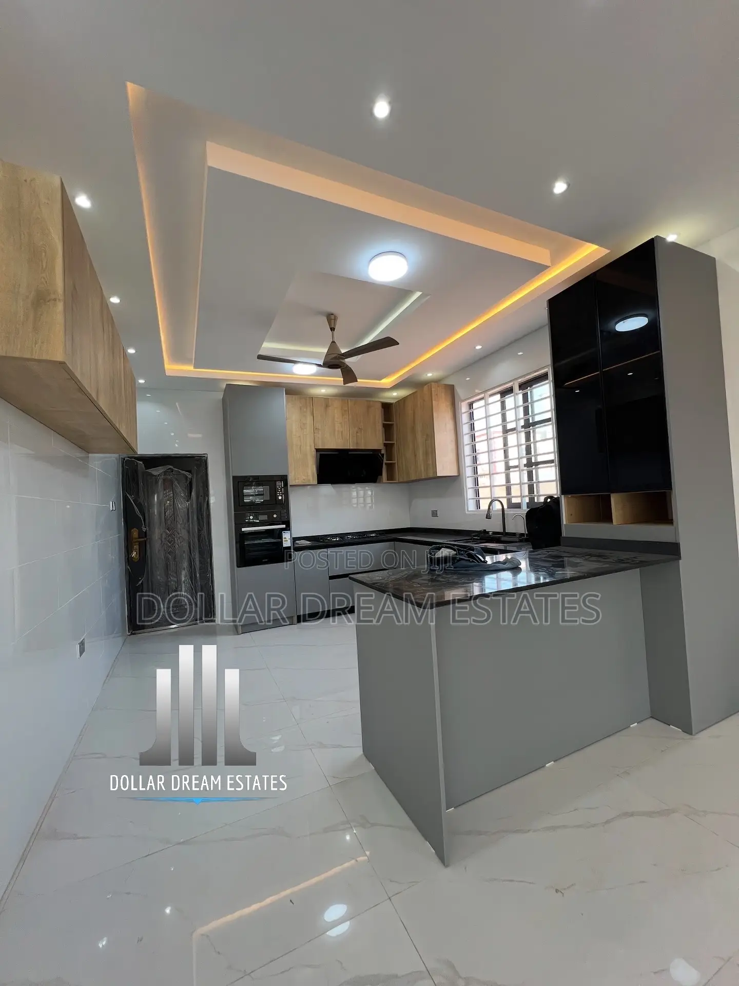 4bdrm House in East Legon for sale