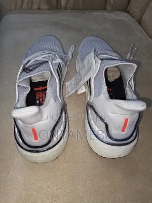Adidas Utraboost Run 20