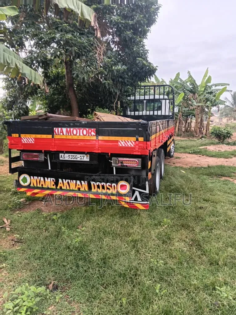 Kia Rhino Air Double Axle