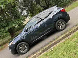 Hyundai Santa Fe SE FWD 2016 Blue