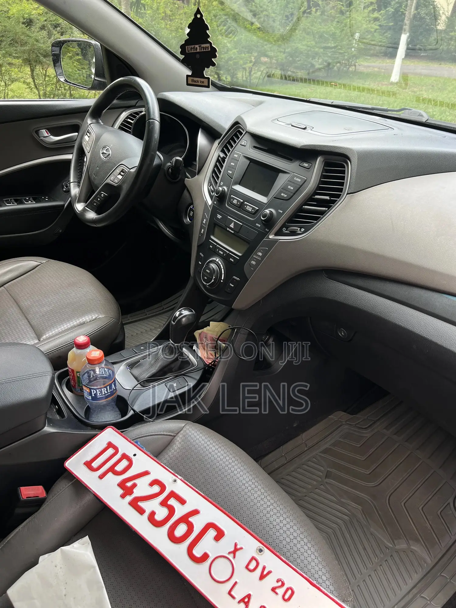 Hyundai Santa Fe SE FWD 2016 Blue
