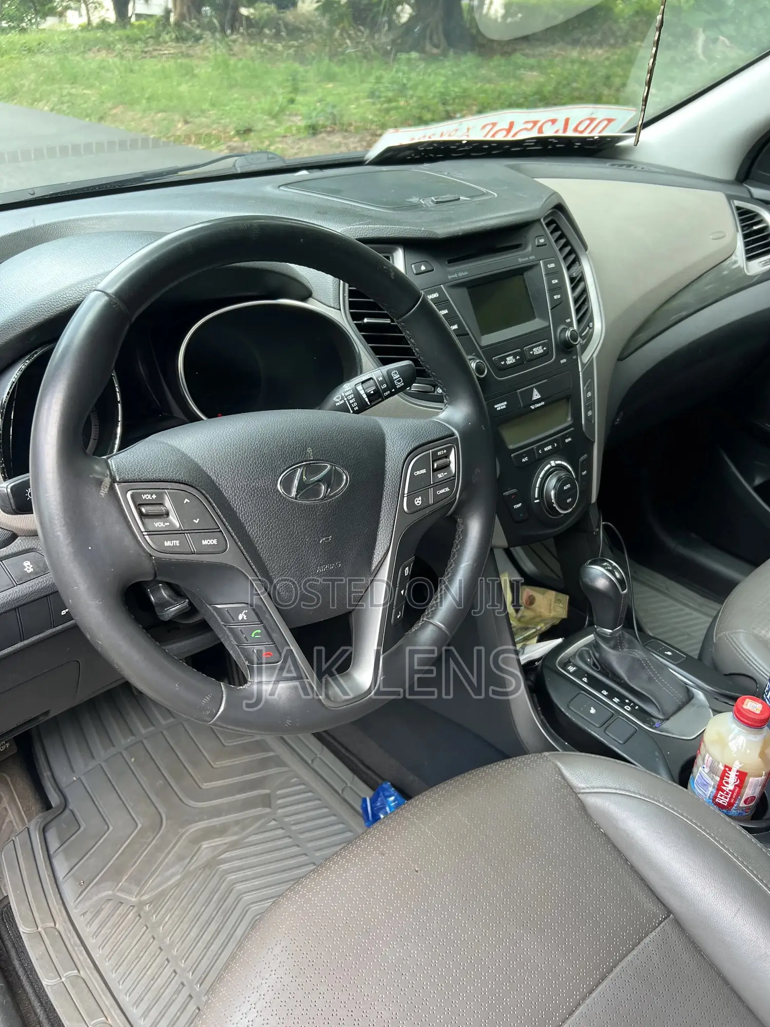 Hyundai Santa Fe SE FWD 2016 Blue